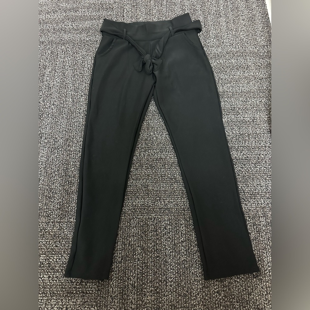 Spark Women ‘s Pants Small